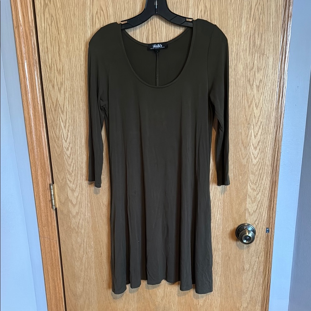 Lulu's Green Knee-Length Sheath Dress